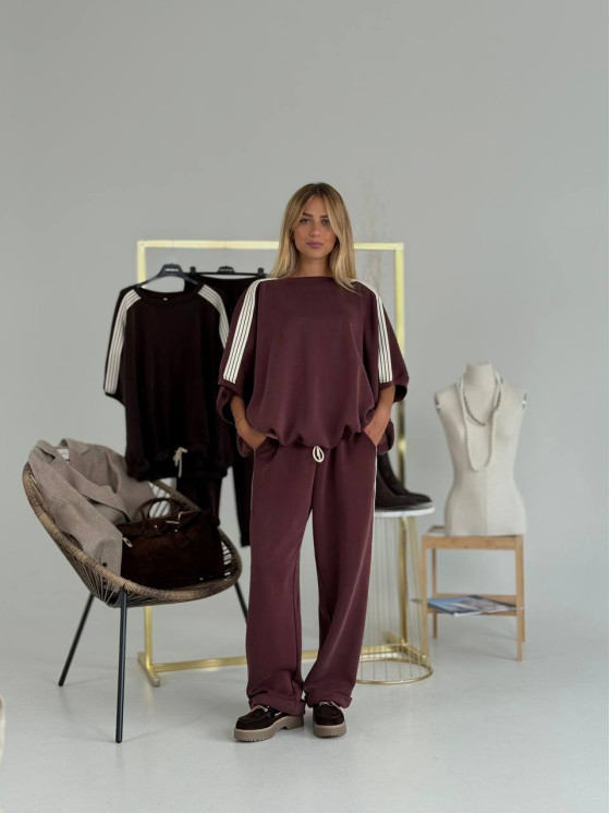 Jogger Pants with Side Stripes