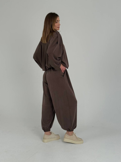 Soft trousers with elasticated hem