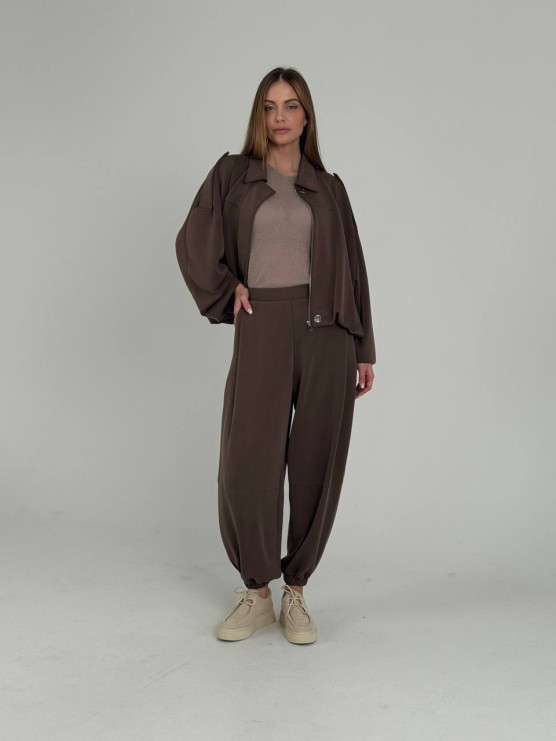 Soft trousers with elasticated hem