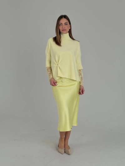 Fluid midi skirt
