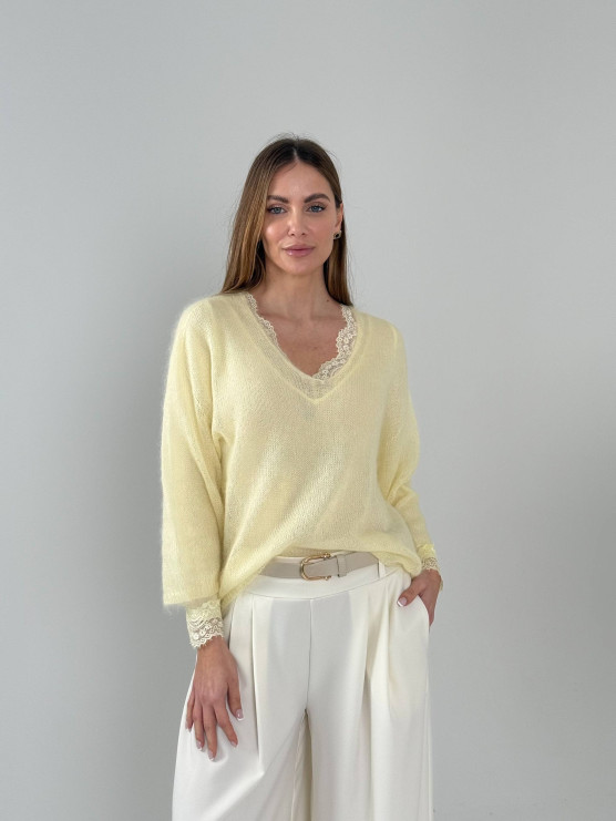 Pullover morbido con scollo a V