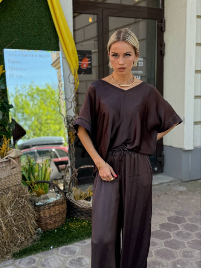 AV Blouse
