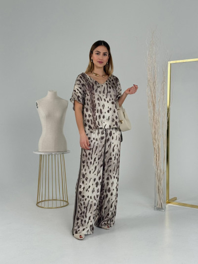 Soft printed trousers