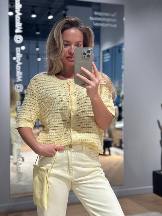 Cardigan traforato con cuore