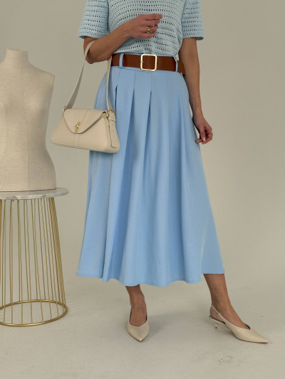 Flowy pleated skirt
