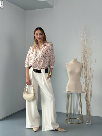 Pantaloni palazzo con cintura