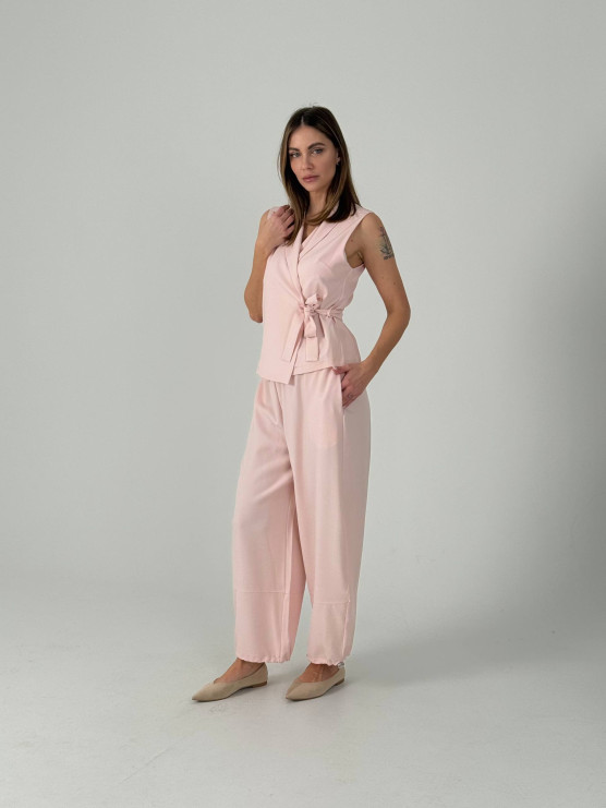 Gilet incrociato con cintura