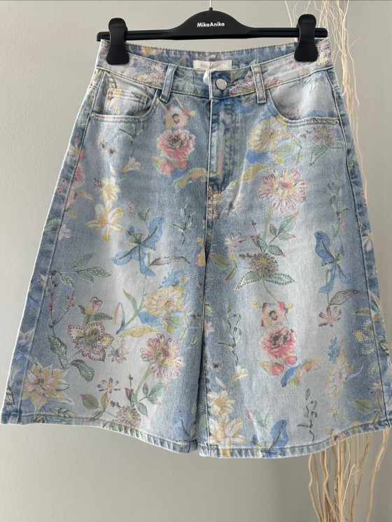 Floral print denim bermuda shorts