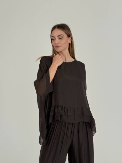 Flowing silk blend blouse