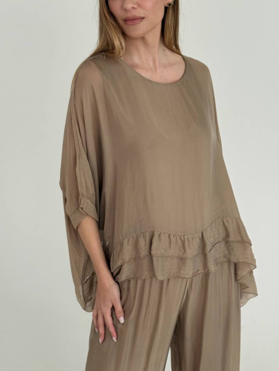 Flowing silk blend blouse