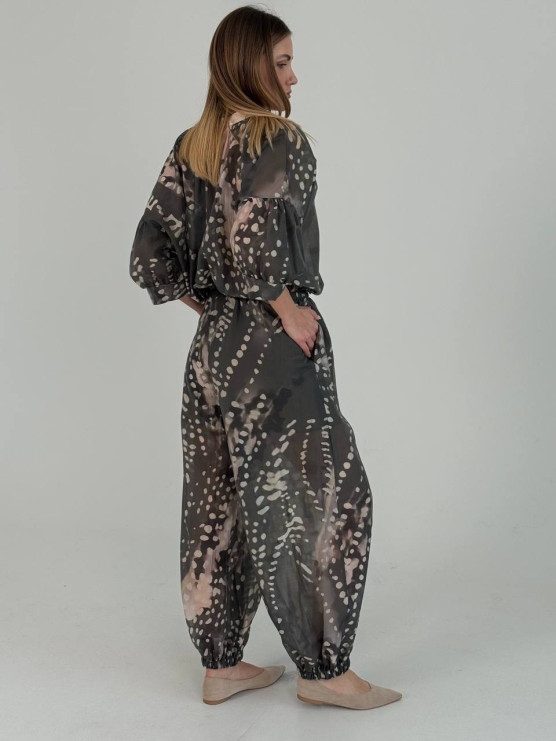 Printed elastic waist pants
