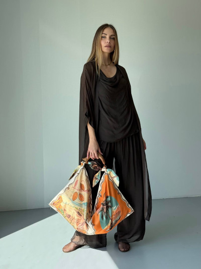 Borsa in raso con manico effetto legno