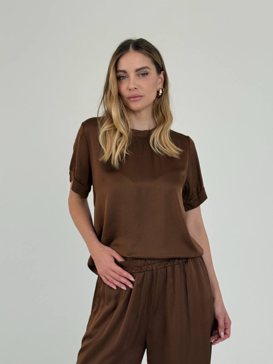 Blusa in viscosa satinata