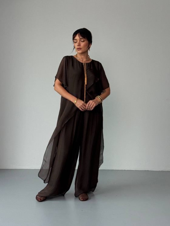 Blusa asimmetrica in misto seta