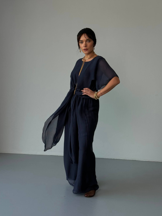 Blusa asimmetrica in misto seta