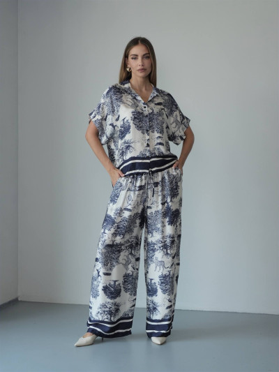Set blusa e pantaloni safari in misto seta