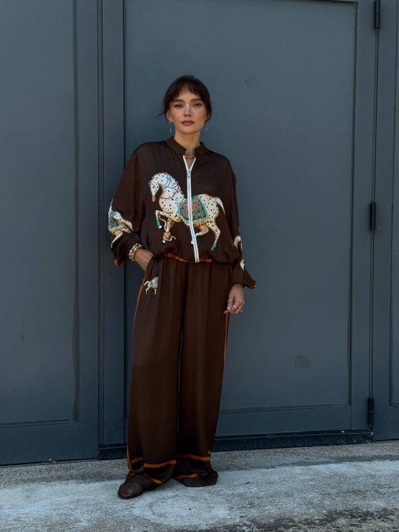 bomber e pantaloni in seta