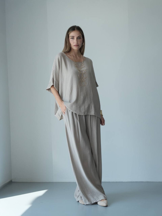 Set blusa oversize e pantaloni palazzo in viscosa