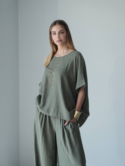 Set blusa oversize e pantaloni palazzo in viscosa