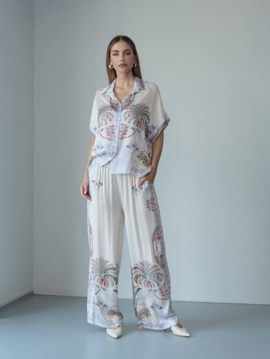 Set blusa e pantaloni in seta