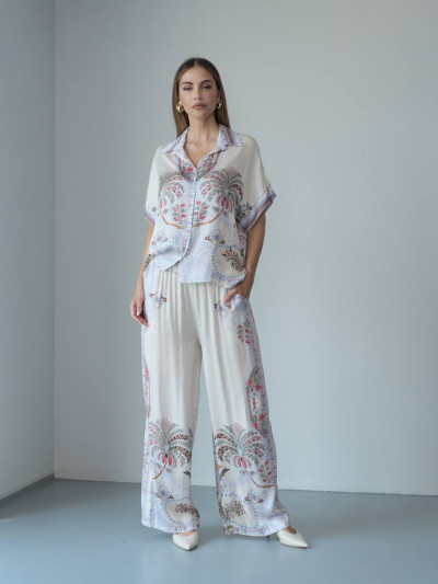 Set blusa e pantaloni in seta