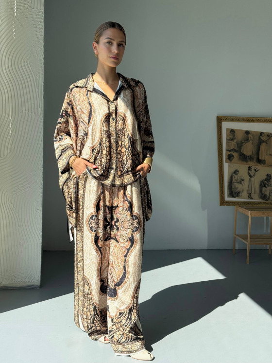 Silk Blend Set with Arabesque Print