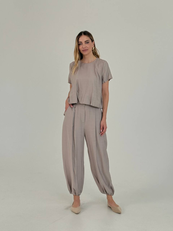 Set blusa e pantalone