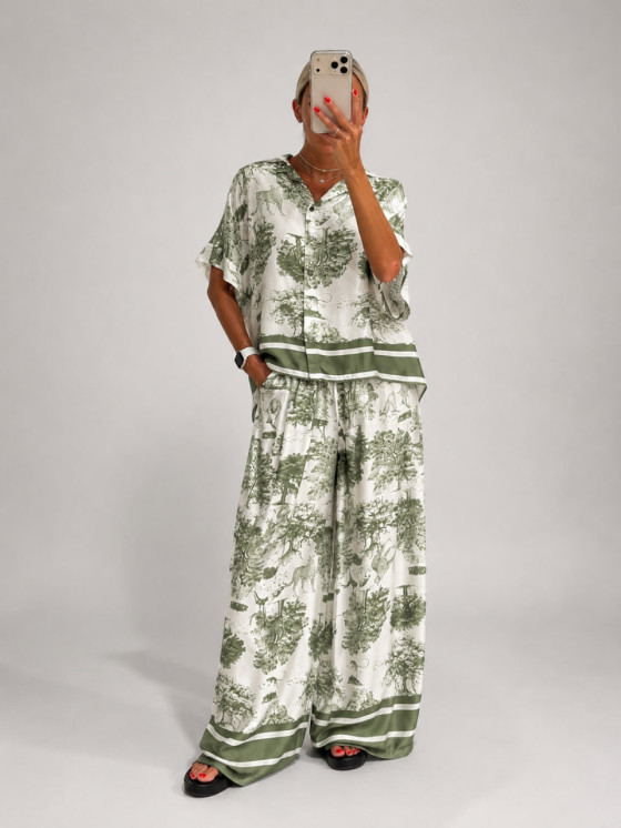 Set blusa e pantaloni safari in misto seta