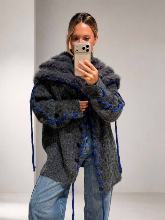 Cardigan oversize con collo effetto pelliccia