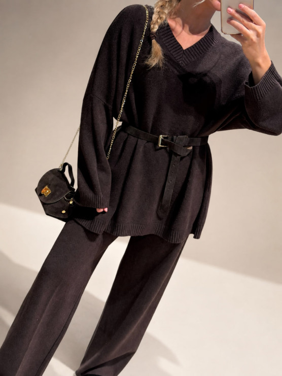 Pullover oversize con scollo a v