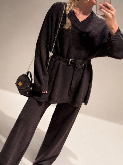 Pullover oversize con scollo a v
