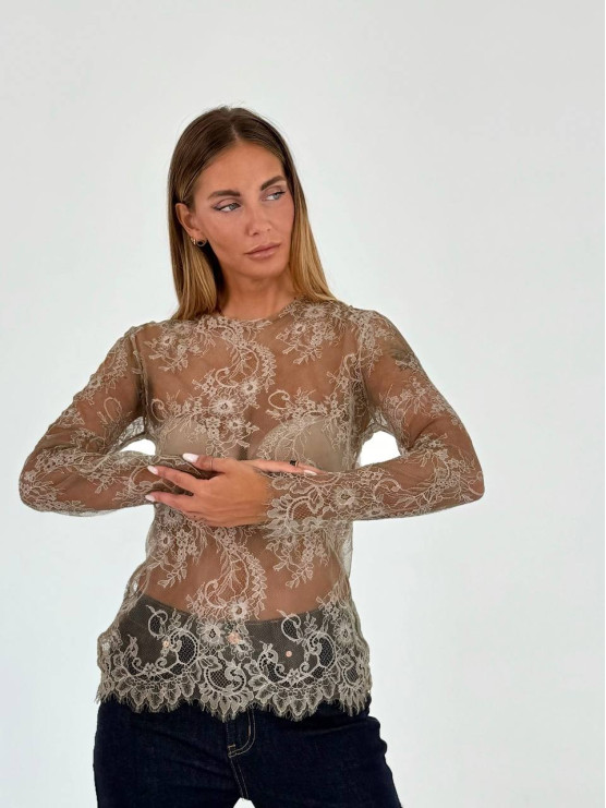 Floral lace longsleeve