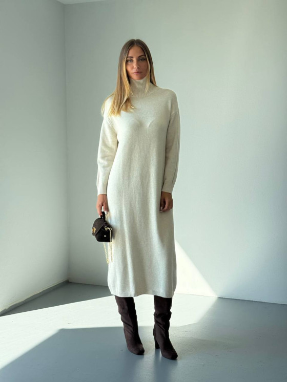 Long knit dress with high neck