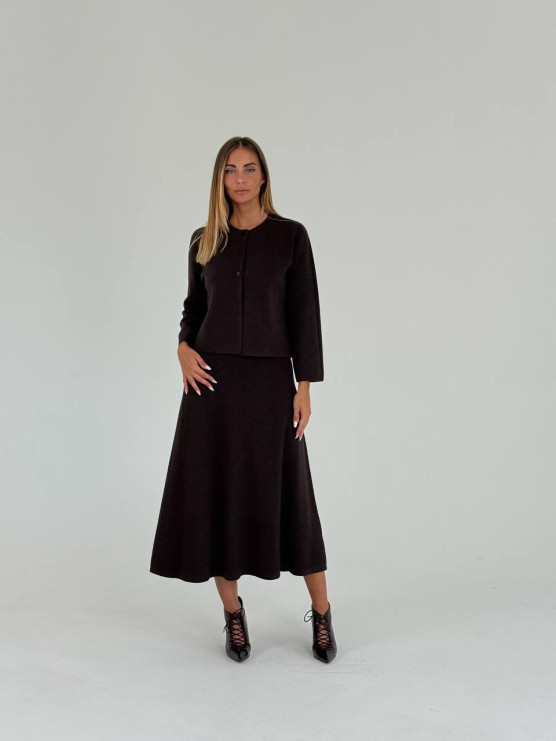 Cardigan girocollo con bottoni