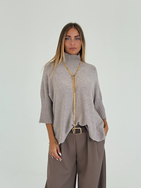 Pullover oversize con collo a cratere