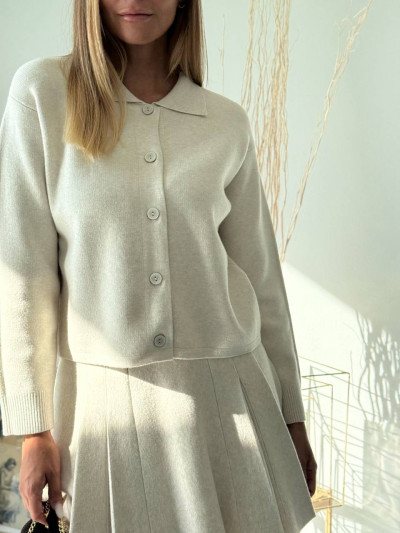 Cardigan in maglia con colletto