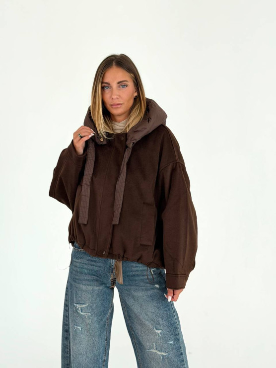 Giacca oversize con inserto imbottito