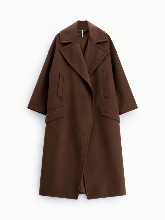 Cappotto oversize con rever classico
