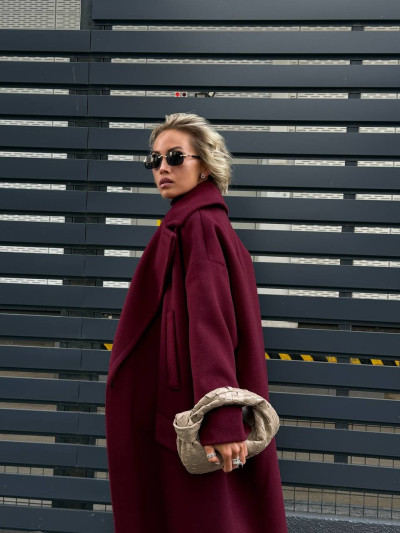 Cappotto oversize con rever classico