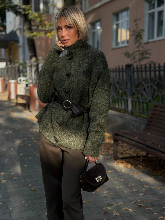 Oversized cardigan with toggle buttons