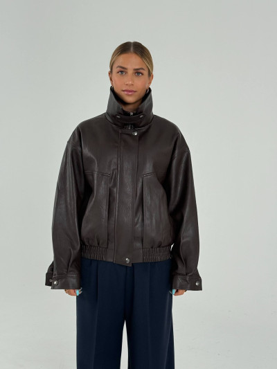 Giacca bomber in ecopelle con collo alto