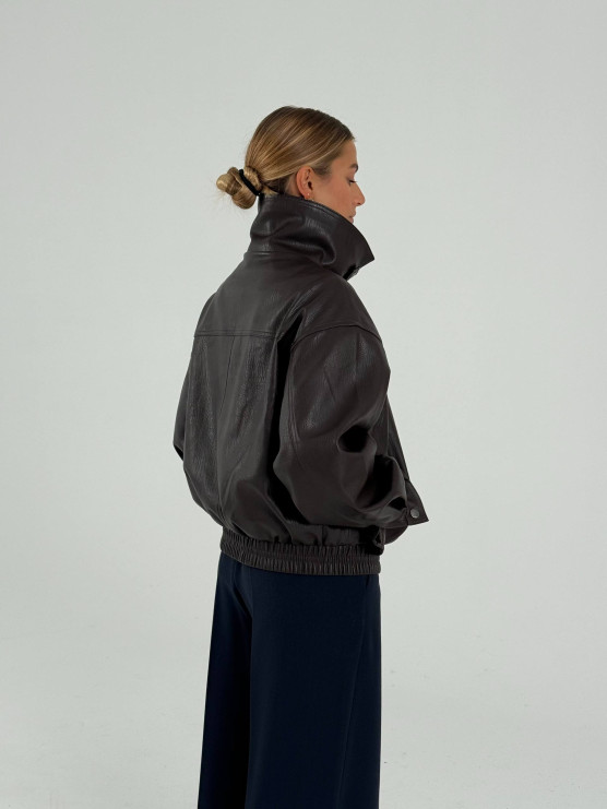 Giacca bomber in ecopelle con collo alto