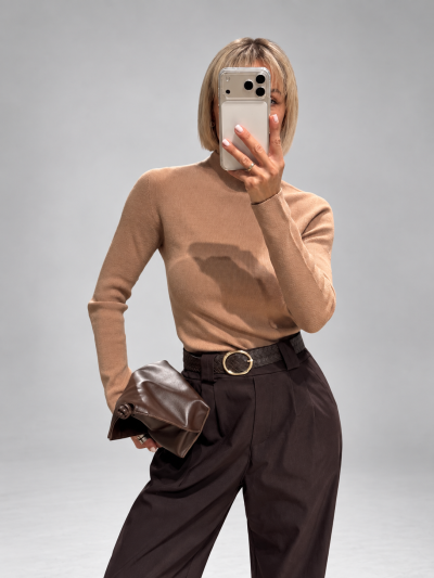 Fine-knit high-neck pullover