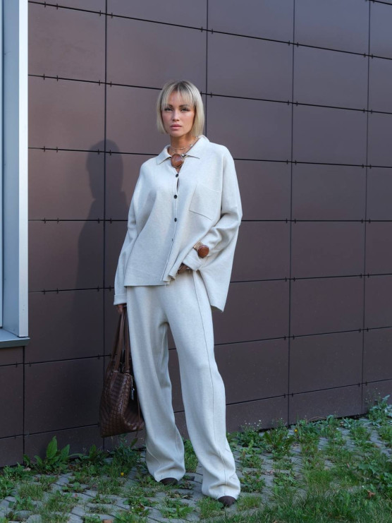 Oversized shirt-style knitted cardigan