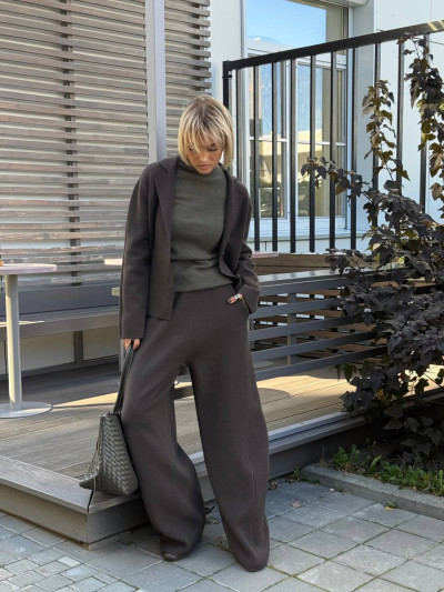 Pantaloni palazzo in maglia