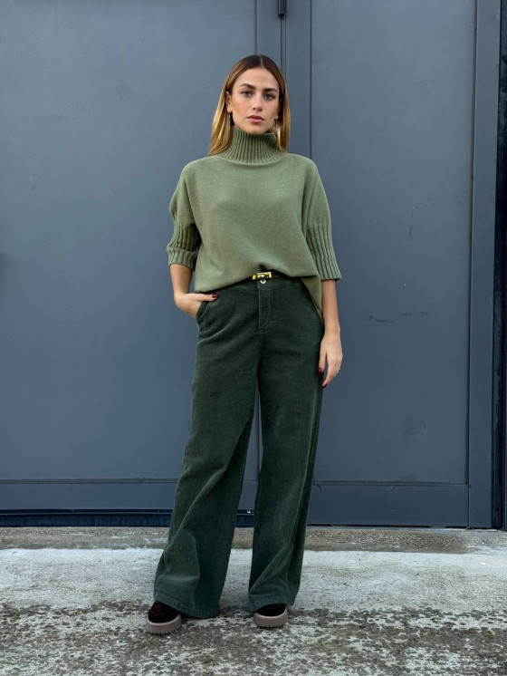 Pantaloni dritti in velluto