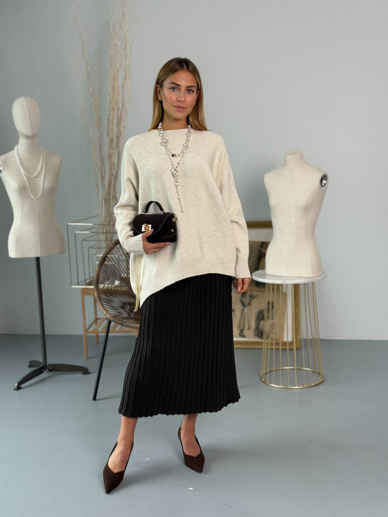 Pleated knit skirt