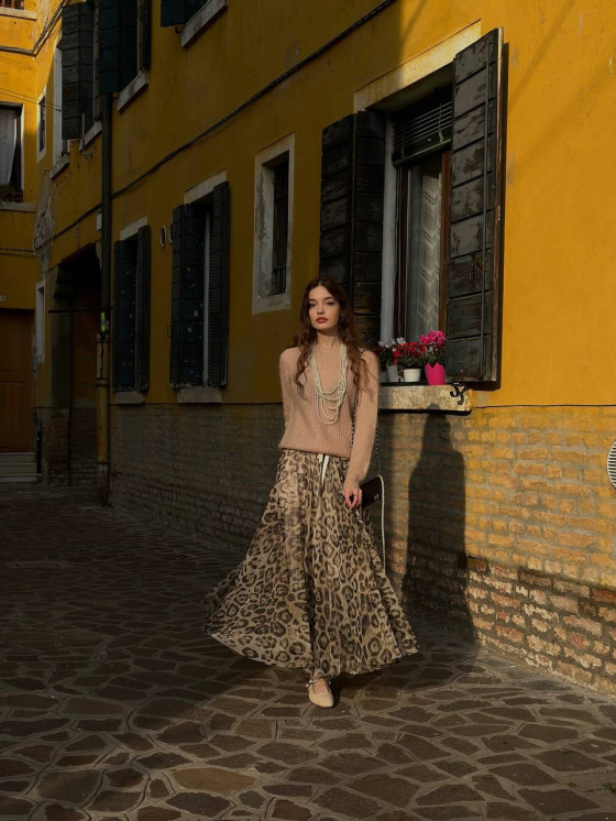 Leopard skirt Dior style