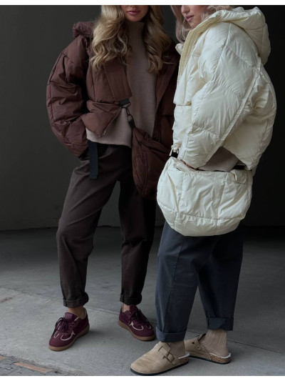 Pantalonii slouchy
