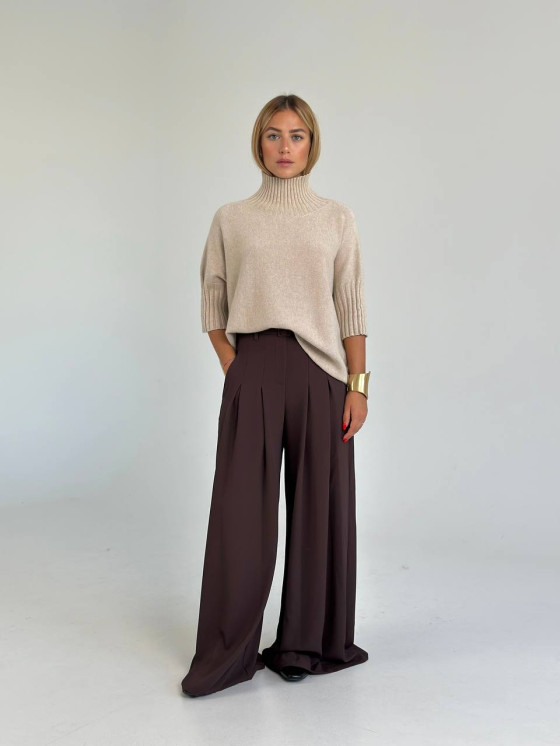 Pantalonii palazzo cu centură